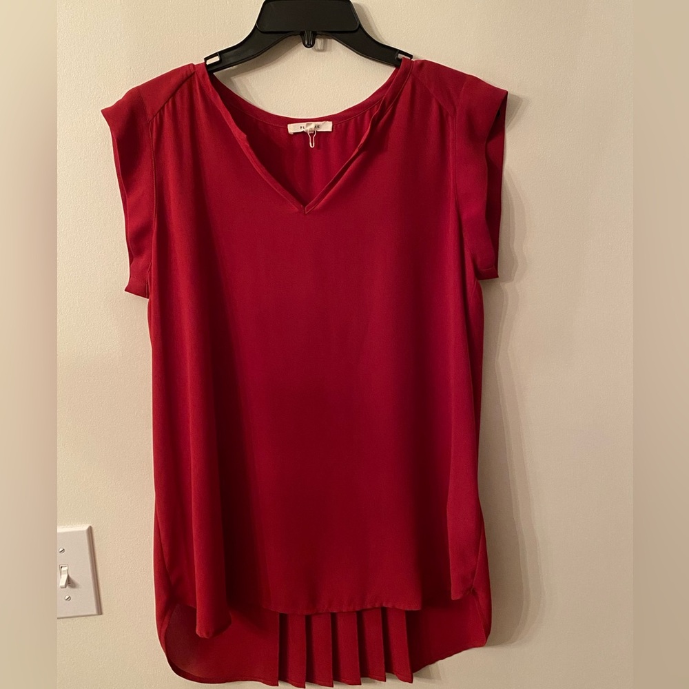 Pleione Women's top